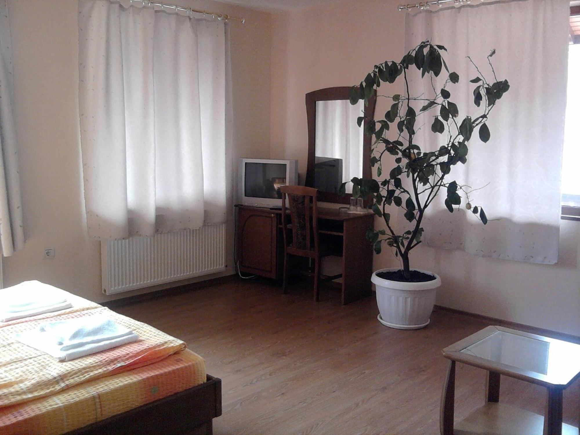 Complex Balkandzhii Apriltsi  Buitenkant foto